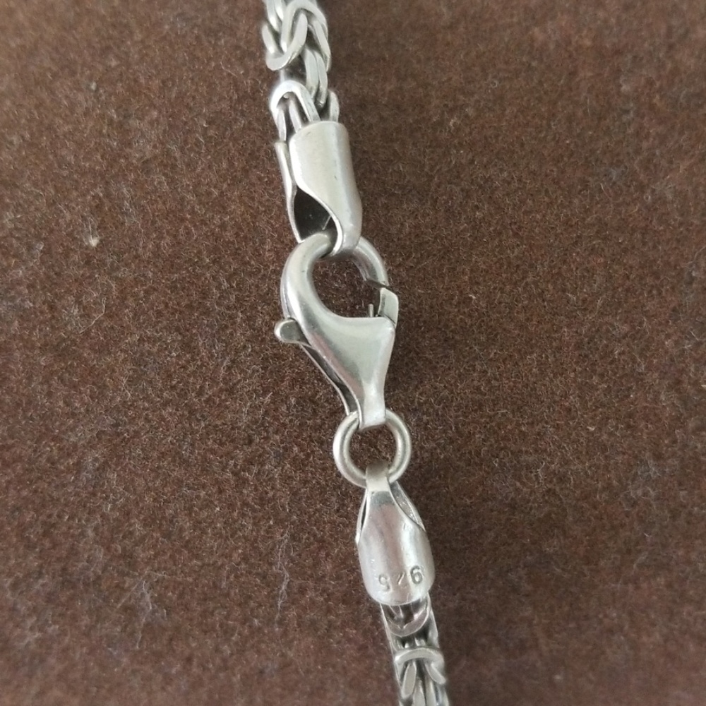 Silver necklace - Picture 3 of 3